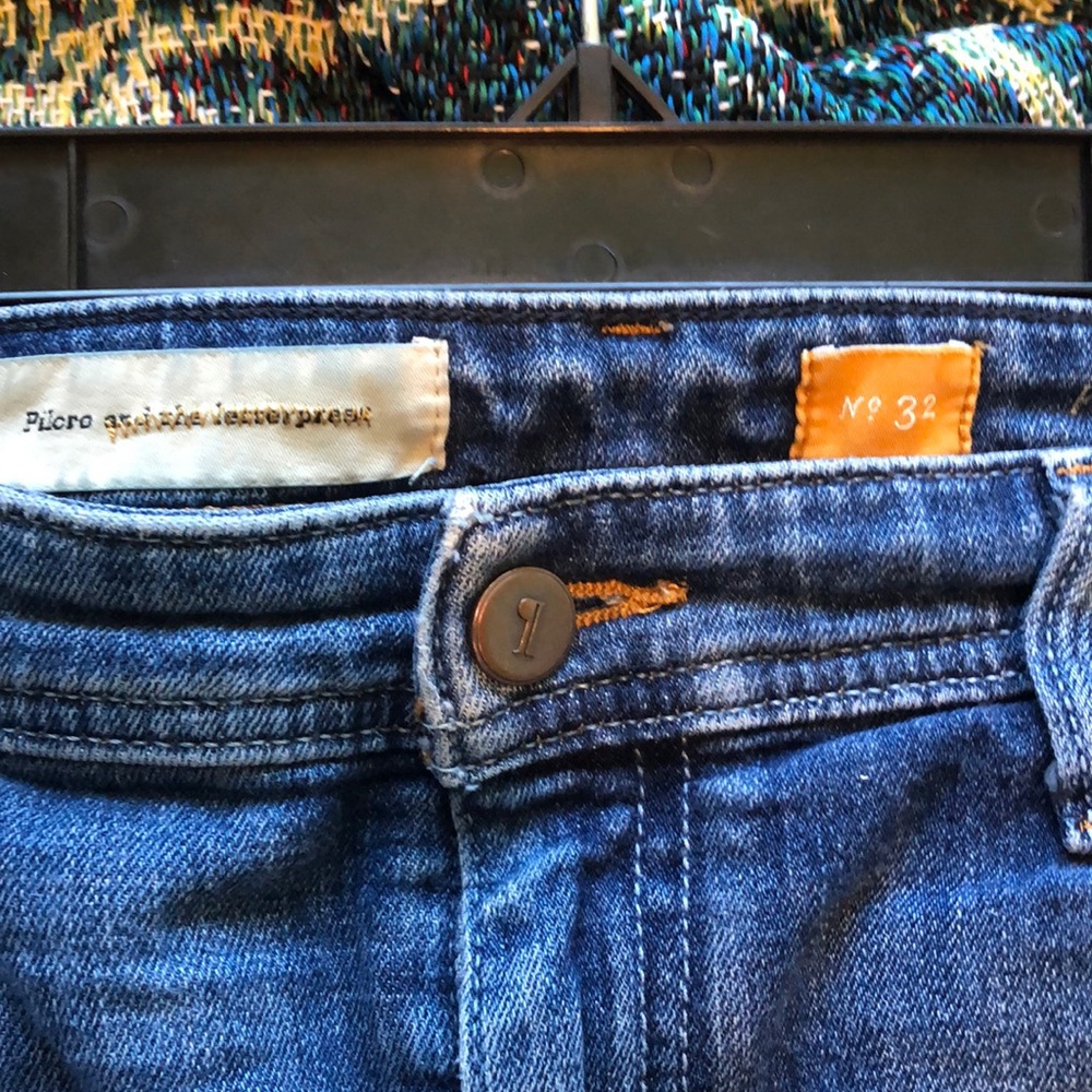 Anthropologie Pilcro and the letterpress cutoffs